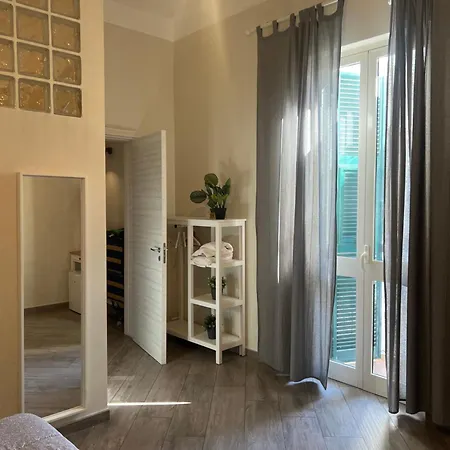 Elena Rooms Taranto Exterior foto