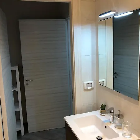 Elena Rooms Taranto Exterior foto
