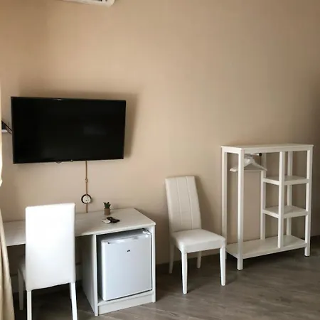 Elena Rooms Taranto Exterior foto