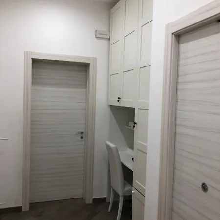 Elena Rooms Taranto Exterior foto